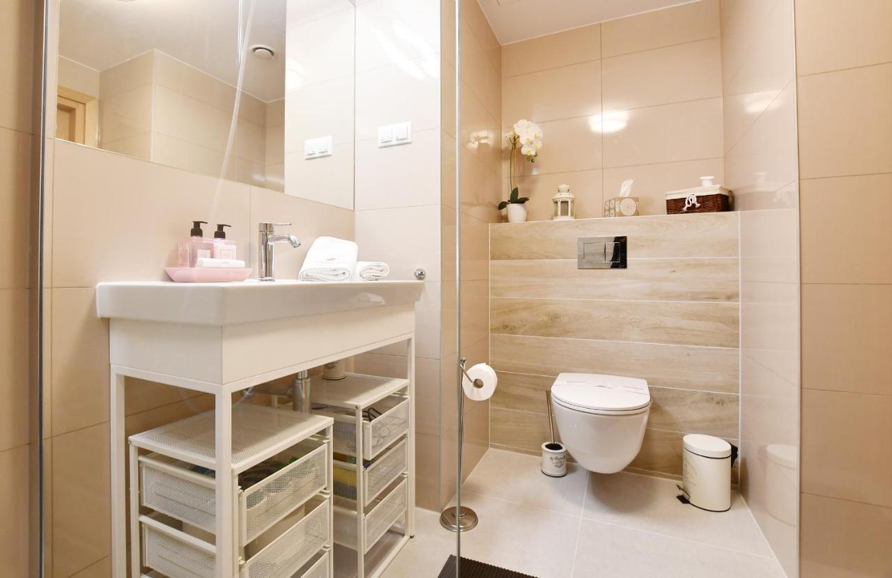 Apartament 409 Z Widokiem Na Morze - Seaside Колобжег Екстериор снимка